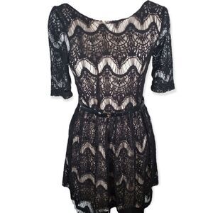 REWIND BLACK LACE DRESS BEIGE LINING WITH BELT SZ.S EUC